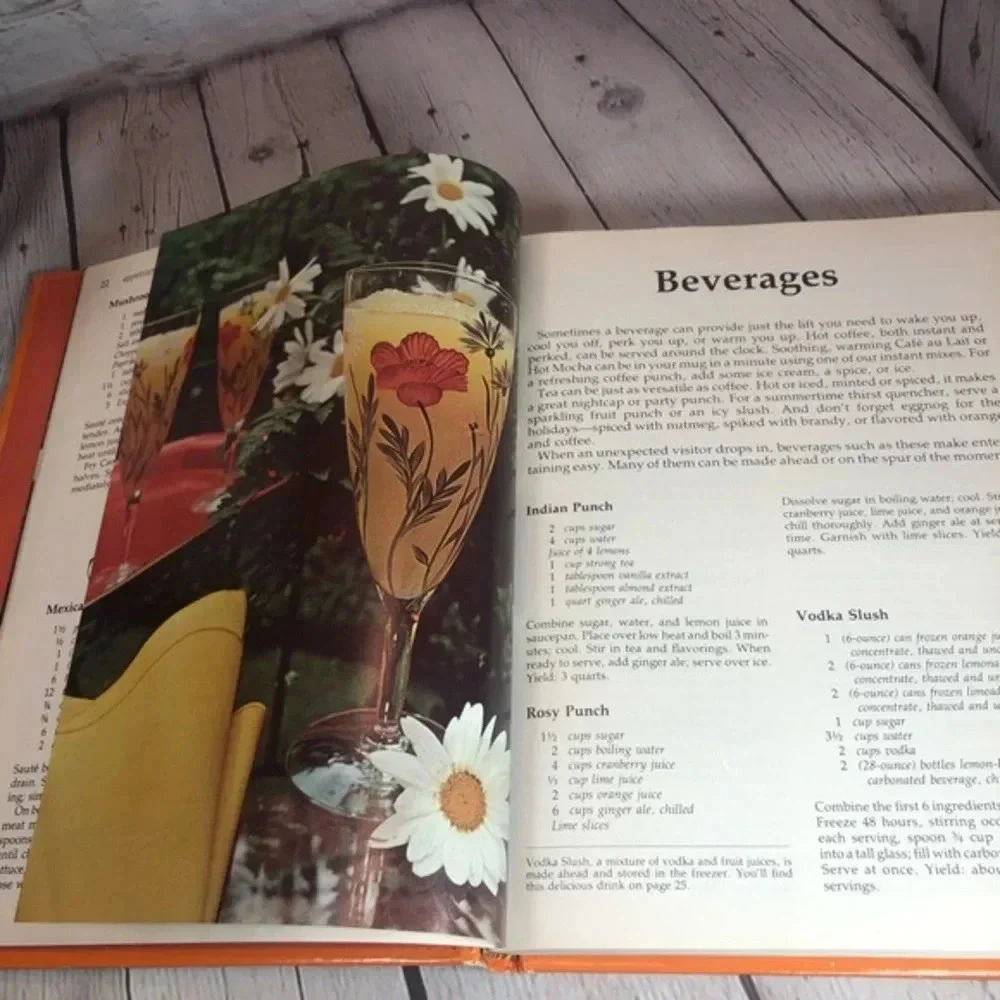 Vintage 1978 SOUTHERN LIVING OUR BEST RECIPES cookbook